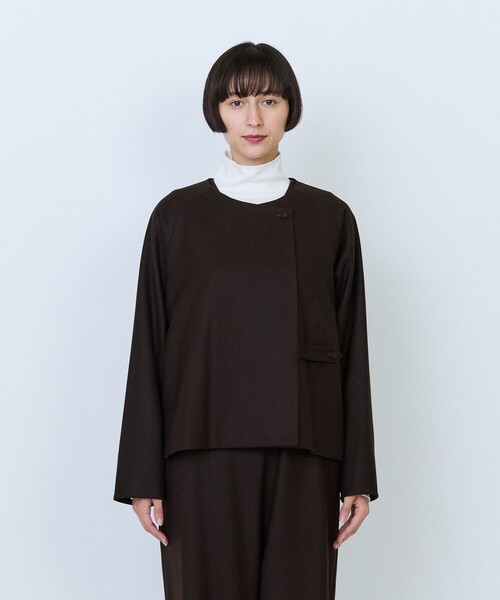 LOISIR(ロワズィール)の「ウールフラノベルテッドジャケット(ノーカラージャケット・レディース・ブラック/ブラウン・FREE)」の11枚目の写真