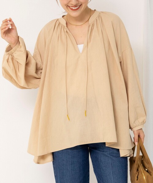 NOLLEY’S(ノーリーズ)の「ウォッシャブルオーバーブラウス(シャツ/ブラウス・レディース・ネイビー/ベージュ/サックスブルー・38)」の2枚目の写真