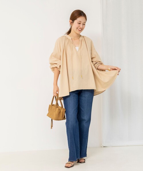 NOLLEY’S(ノーリーズ)の「ウォッシャブルオーバーブラウス(シャツ/ブラウス・レディース・ネイビー/ベージュ/サックスブルー・38)」の13枚目の写真