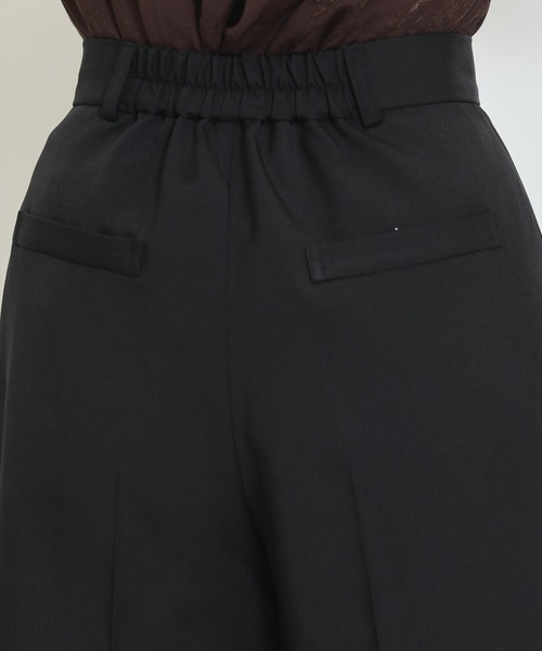 WILLSELECTION(ウィルセレクション)の「センタータックショートパンツ(その他パンツ・レディース・グレー系その他/ブラック系その他/ブラック・FREE)」の10枚目の写真