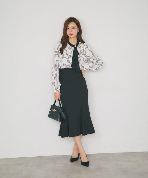 tocco closet(トッコ クローゼット)の「【ZOZO限定】リボンプリント配色フリルボウタイ長袖ブラウス(シャツ/ブラウス・レディース・ブラック/オフホワイト・M)」の3枚目の写真
