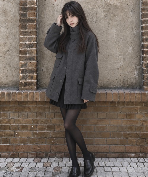 Aelina(エリナ)の「オープンカラーシングルブレストラグランスリーブオーバーサイズポケットメルトンコート(その他アウター・レディース・ブラック/チャコールグレー・FREE)」の4枚目の写真