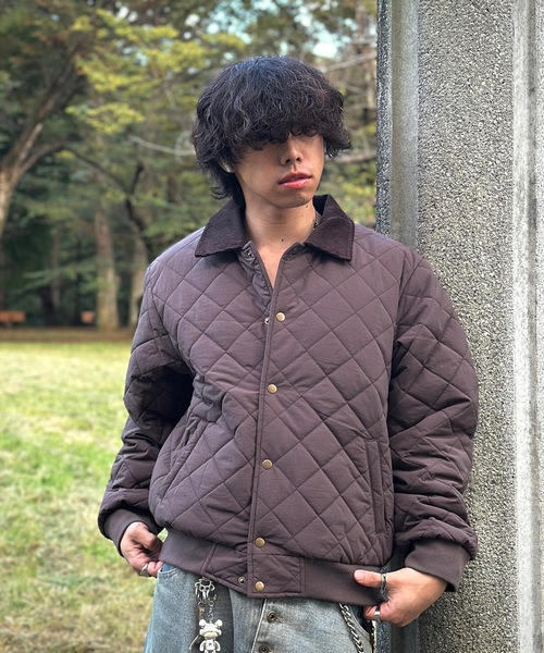 MandO(エムオー)(エムオー)の「【ユニセックス】襟コーデュロイキルティングジャケット(ブルゾン・メンズ・ブラウン/ブラック・MEDIUM/LARGE)」の11枚目の写真