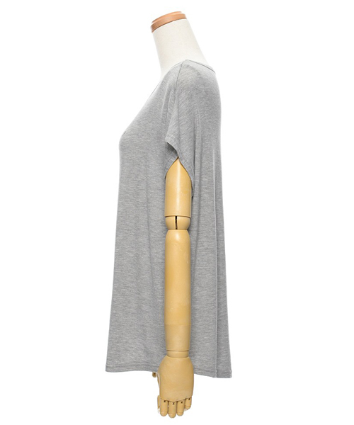 Re:EDIT（リエディ）の「BOTTOMロゴタイプとろみ生地ドルマントップス/カットソー/Ｔシャツ/とろみシャツ[Re:EDIT/リエディ]（Tシャツ/カットソー・レディース・サンドベージュ/ネイビー/ブラック/杢グレー/ブルー/カーキオリーブ/ホワイト/キャメル/ピンク/レッド・MEDIUM）」の13枚目の写真