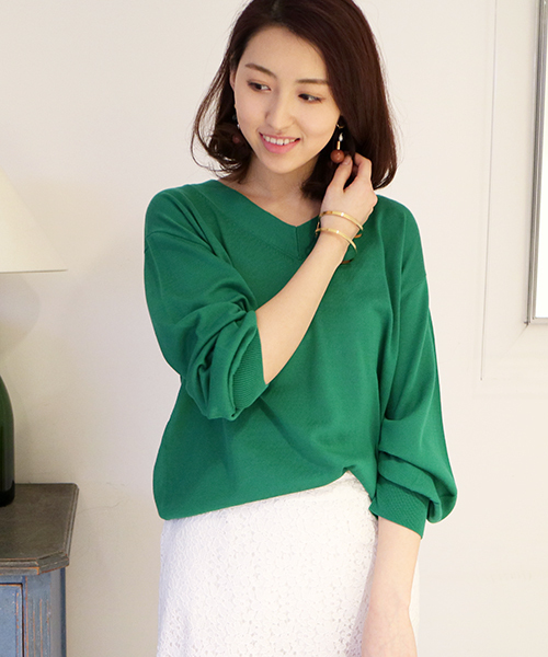 N.（N. Natural Beauty Basic）（エヌエヌナチュラルビューティーベーシック）の「コットンモダールⅢVネックニット（ニット/セーター・レディース・イエロー/パープル/ネイビー/ホワイト/グリーン・MEDIUM）」の3枚目の写真