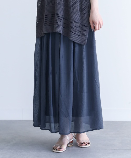 osharewalker(オシャレウォーカー)の「『ふわさらロングスカート』(スカート・レディース・オフホワイト/ネイビー/イエロー/グレー/ブラック/カーキ/サックスブルー/ピンクベージュ/レッド/キナリ/グリーン/ブルー/ピンク系その他/ラベンダー/オレンジ・LONG/REGULAR)」の7枚目の写真