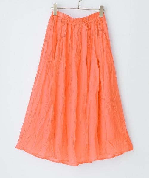 osharewalker(オシャレウォーカー)の「『ふわさらロングスカート』(スカート・レディース・オフホワイト/ネイビー/イエロー/グレー/ブラック/カーキ/サックスブルー/ピンクベージュ/レッド/キナリ/グリーン/ブルー/ピンク系その他/ラベンダー/オレンジ・LONG/REGULAR)」の22枚目の写真