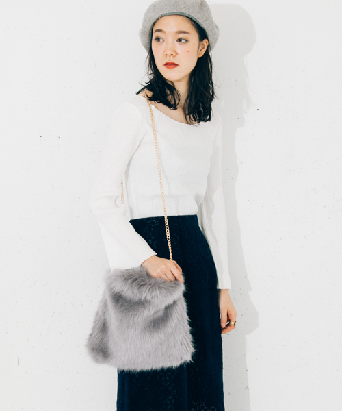 UR SELECT（ユーアールセレクト）の「ファーBAG（ショルダーバッグ・レディース・ダークブラウン/ベージュ/ブラウン/グレー/イエロー・-）」の10枚目の写真