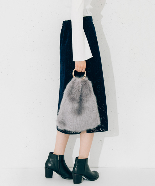 UR SELECT（ユーアールセレクト）の「ファーBAG（ショルダーバッグ・レディース・ダークブラウン/ベージュ/ブラウン/グレー/イエロー・-）」の11枚目の写真