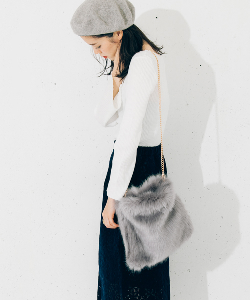 UR SELECT（ユーアールセレクト）の「ファーBAG（ショルダーバッグ・レディース・ダークブラウン/ベージュ/ブラウン/グレー/イエロー・-）」の7枚目の写真