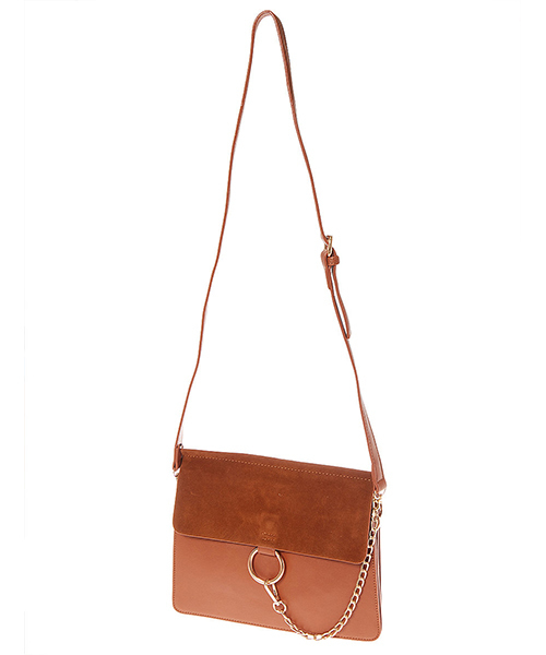 Edit Sheen(エディットシーン)の「リングチェーンスクエアショルダーバッグ(ショルダーバッグ・レディース・ブラック/ネイビー/ブラウン/グレー/ピンク・FREE)」の1枚目の写真