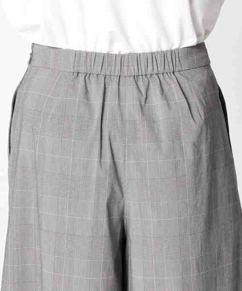 NARACAMICIE(ナラカミーチェ)の「グレンチェックワイドパンツ(その他パンツ・レディース・グレー/ブラウン・LARGE/MEDIUM/SMALL)」の13枚目の写真
