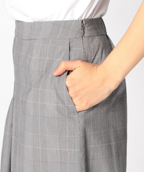 NARACAMICIE(ナラカミーチェ)の「グレンチェックワイドパンツ(その他パンツ・レディース・グレー/ブラウン・LARGE/MEDIUM/SMALL)」の11枚目の写真