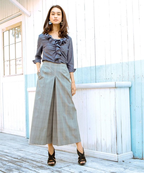 NARACAMICIE(ナラカミーチェ)の「グレンチェックワイドパンツ(その他パンツ・レディース・グレー/ブラウン・LARGE/MEDIUM/SMALL)」の2枚目の写真