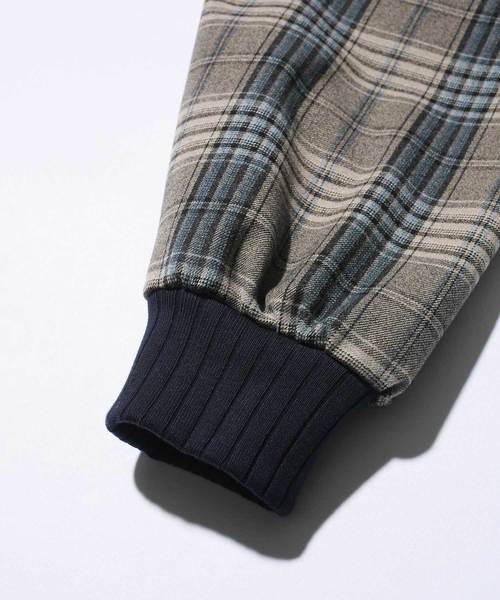 MR.OLIVE(ミスターオリーブ)の「STRETCH T/R TARTAN CHECK / BIG SILHOUETTE RIB CUFFS SHIRT(シャツ/ブラウス・メンズ・ブラック/ベージュ・SMALL/MEDIUM/LARGE)」の9枚目の写真