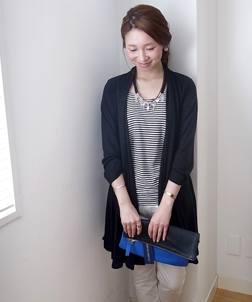 SHIPS for women(シップスフォーウィメン)の「③312210464リネンジャージーペプラム カーディガン(カーディガン/ボレロ・レディース・グレー/ブラック/ベージュ・ONE SIZE)」の2枚目の写真