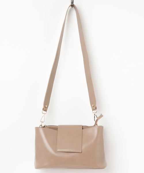 earth music&ecology(アースミュージックアンドエコロジー)の「スクエアショルダーバッグ(ショルダーバッグ・レディース・ライトピンク/ブラウン/グリーン/ブラック/レッド/ベージュ・FREE)」の20枚目の写真