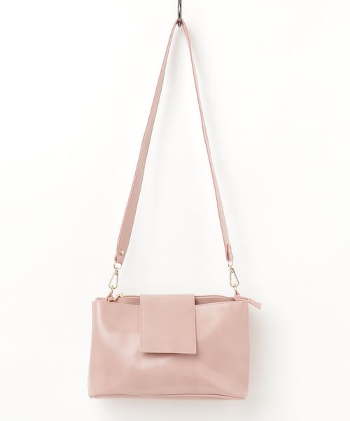 earth music&ecology(アースミュージックアンドエコロジー)の「スクエアショルダーバッグ(ショルダーバッグ・レディース・ライトピンク/ブラウン/グリーン/ブラック/レッド/ベージュ・FREE)」の5枚目の写真