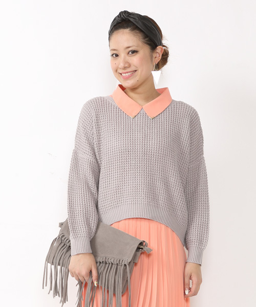 mystic（ミスティック）の「ショートワッフルプルオーバー（ニット/セーター・レディース・ブルー/アイボリー/キャメル/ブラック/グレー・ﾌﾘ-）」の3枚目の写真