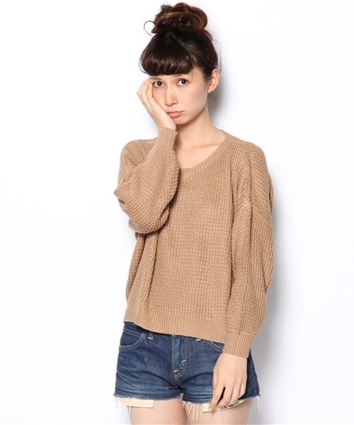 mystic（ミスティック）の「ショートワッフルプルオーバー（ニット/セーター・レディース・ブルー/アイボリー/キャメル/ブラック/グレー・ﾌﾘ-）」の6枚目の写真