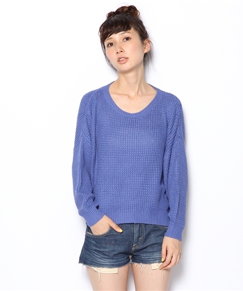 mystic（ミスティック）の「ショートワッフルプルオーバー（ニット/セーター・レディース・ブルー/アイボリー/キャメル/ブラック/グレー・ﾌﾘ-）」の4枚目の写真