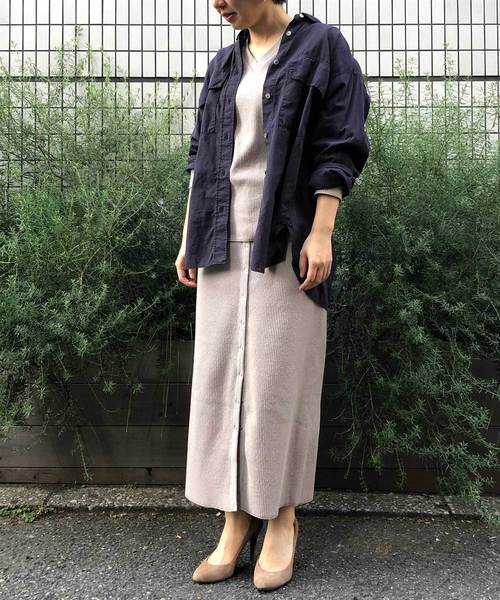 Munich（ミューニック）の「コットンリブジャージVネックプルオーバー【セットアップ可】（Tシャツ/カットソー・レディース・ネイビー/ナチュラル/グレイッシュベージュ/ライトブルー/ホワイト/ブラック・FREE）」の16枚目の写真