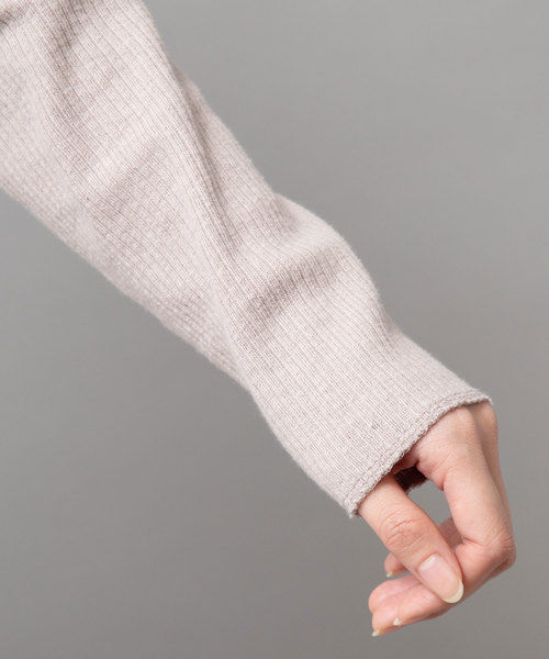 Munich（ミューニック）の「コットンリブジャージVネックプルオーバー【セットアップ可】（Tシャツ/カットソー・レディース・ネイビー/ナチュラル/グレイッシュベージュ/ライトブルー/ホワイト/ブラック・FREE）」の22枚目の写真