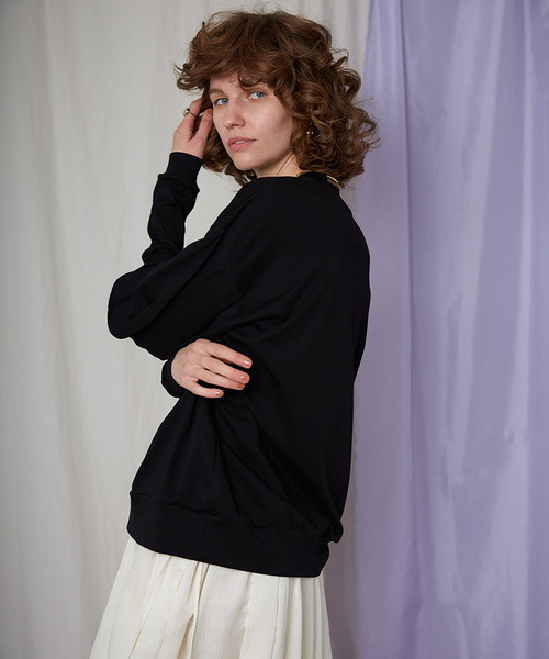 MAISON SPECIAL(メゾンスペシャル)の「バナナスリーブスウェットトップス 【MAISON SPECIAL/メゾンスペシャル】(Tシャツ/カットソー・レディース・ホワイト/ブラック/ラベンダー・FREE)」の2枚目の写真
