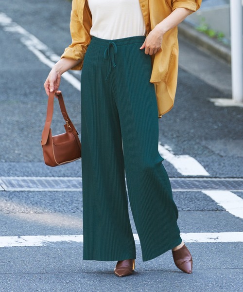 coca（coca）（コカ）の「リブワイドパンツ/カットオフ可能（その他パンツ・レディース・ベージュ/アイボリー/ブラック/イエロー/ピンク系その他/グレイッシュベージュ/ライトブルー/グリーン/ブラウン/ネイビー/マスタード/チャコールグレー/ライトピンク/カーキ/ブルー/ダークベージュ/ライトグリーン/レッド/チャコール/ワイン/ダークグリーン/ライトベージュ/ラベンダー/ダークブルー/ホワイト・ONE SIZE/LONG/SHORT/S/M/L）」の12枚目の写真