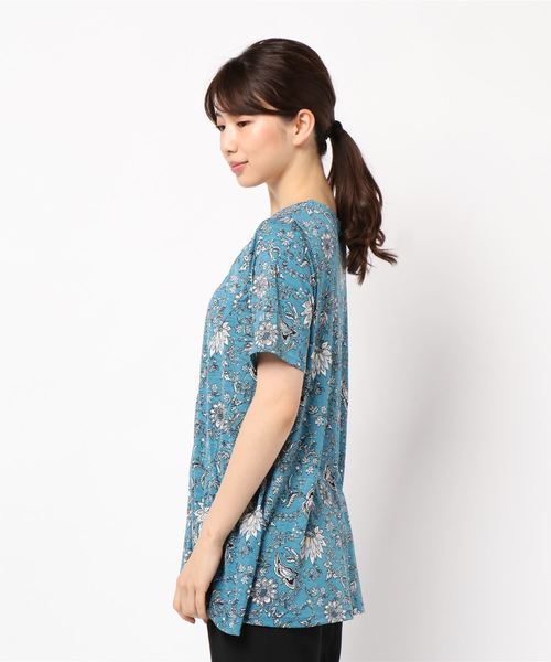 BELLUNA(ベルーナ)の「切替デザインプリントチュニック(チュニック・レディース・ネイビー/ターコイズブルー/その他/ブラック系その他・MEDIUM/LARGE/X-LARGE)」の6枚目の写真