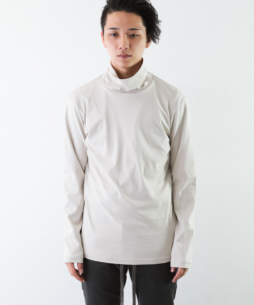 ATTACHMENT(アタッチメント)の「115/2 スピンプラチナスムース タートルネックL/S(Tシャツ/カットソー・メンズ・ブラック/ライトベージュ/ホワイト/ライトグレー・2/3/1/4)」の1枚目の写真