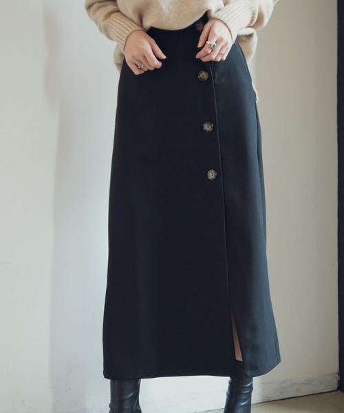 Aunt Marie's（アントマリーズ）の「AUNT MARIE'S フロントボタンT/Rタイトロングスカート（スカート・レディース・ブラック/アイボリー・FREE）」の2枚目の写真