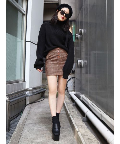 EMODA（エモダ）の「ベルトショルダーニットトップ（ニット/セーター・レディース・ホワイト/ブラック/レッド/ベージュ・FREE）」の17枚目の写真