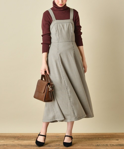 natural couture（ナチュラルクチュール）の「クロスバックジャンスカ（ワンピース・レディース・ダークブラウン/ベージュ/チェック・FREE）」の5枚目の写真