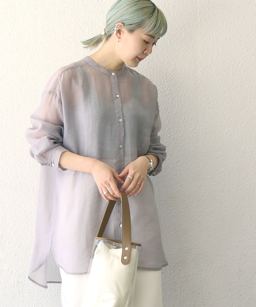 notch.（ノッチ）の「バンドカラーシアーシャツ（シャツ/ブラウス・レディース・ブラウン/オフホワイト/ライトグリーン/ダークグレー/ライトパープル・M）」の3枚目の写真