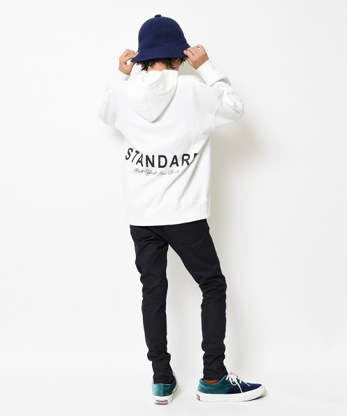 RAT EFFECT（ラットエフェクト）の「【裏起毛】バックロゴビッグパーカー（パーカー・キッズ・ブラック/ブラウン/ベージュ/オフホワイト/杢グレー・140/120/150/130/160/170）」の7枚目の写真