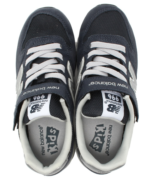 SHIPS(シップス)の「New balance:LIFE STYLE KV996(スニーカー・キッズ・グレー/ネイビー・21/17/22/18/20/19)」の9枚目の写真