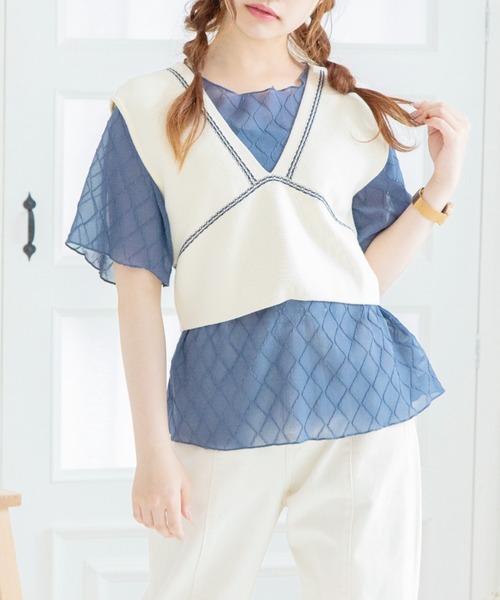 Mysa&Liina(ミーサリーナ)の「柄配色ステッチバックリボンニットビスチェ(ベスト・レディース・ネイビー/キナリ/オフホワイト/ブルー/ベージュ・M)」の3枚目の写真