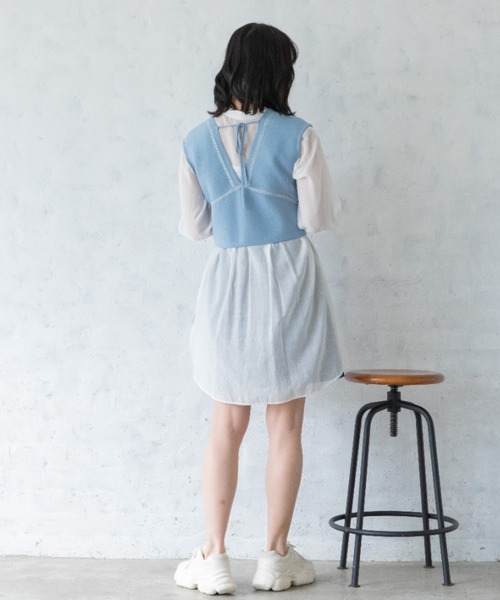 Mysa&Liina(ミーサリーナ)の「柄配色ステッチバックリボンニットビスチェ(ベスト・レディース・ネイビー/キナリ/オフホワイト/ブルー/ベージュ・M)」の17枚目の写真