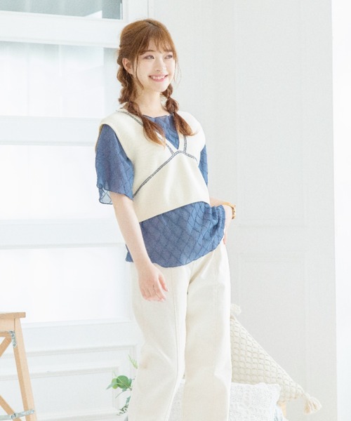 Mysa&Liina(ミーサリーナ)の「柄配色ステッチバックリボンニットビスチェ(ベスト・レディース・ネイビー/キナリ/オフホワイト/ブルー/ベージュ・M)」の6枚目の写真