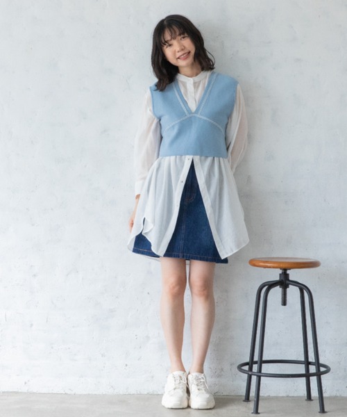 Mysa&Liina(ミーサリーナ)の「柄配色ステッチバックリボンニットビスチェ(ベスト・レディース・ネイビー/キナリ/オフホワイト/ブルー/ベージュ・M)」の16枚目の写真