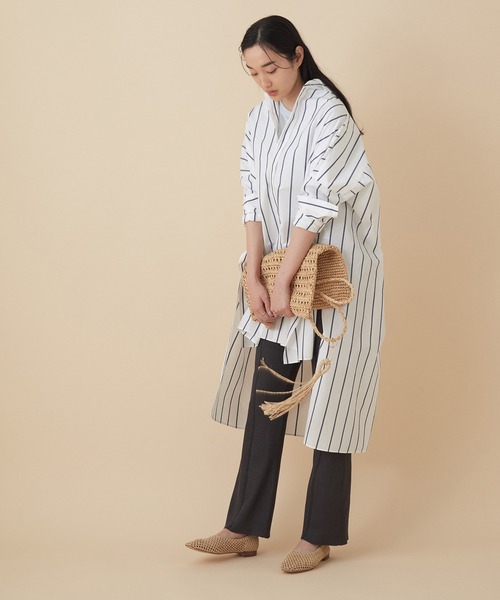 ADAM ET ROPE'（アダムエロペ）の「＜洗える＞ボリュームシルエットシャツワンピース（ワンピース・レディース・ホワイト系その他/ターコイズブルー/ホワイト・FREE）」の7枚目の写真