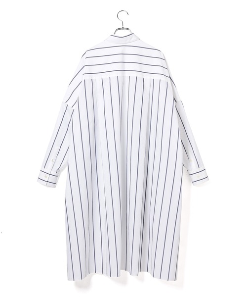 ADAM ET ROPE'（アダムエロペ）の「＜洗える＞ボリュームシルエットシャツワンピース（ワンピース・レディース・ホワイト系その他/ターコイズブルー/ホワイト・FREE）」の9枚目の写真