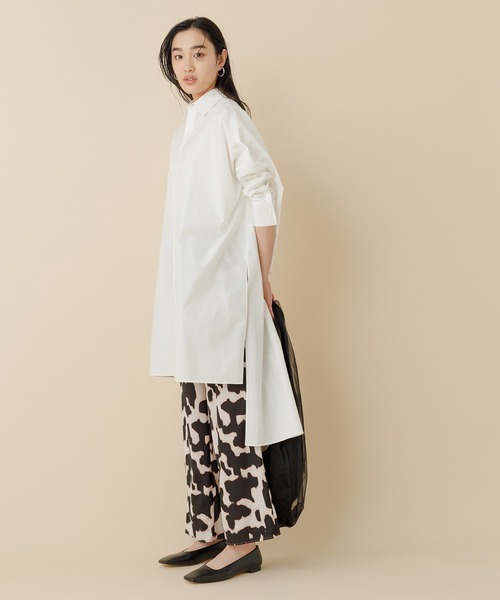 ADAM ET ROPE'（アダムエロペ）の「＜洗える＞ボリュームシルエットシャツワンピース（ワンピース・レディース・ホワイト系その他/ターコイズブルー/ホワイト・FREE）」の21枚目の写真