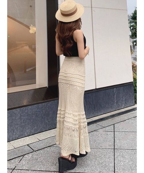 RESEXXY（リゼクシー）の「鈎針風ニットマキシスカート（スカート・レディース・アイボリー/ブラック/ブラウン/ベージュ・FREE）」の6枚目の写真