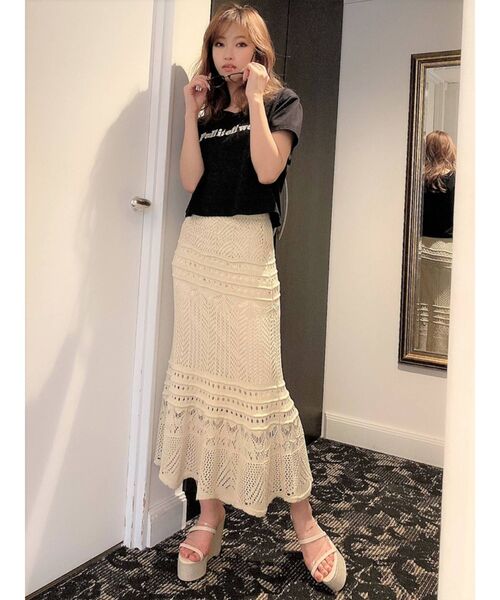 RESEXXY（リゼクシー）の「鈎針風ニットマキシスカート（スカート・レディース・アイボリー/ブラック/ブラウン/ベージュ・FREE）」の15枚目の写真
