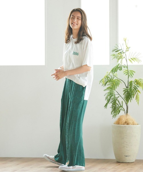 Willful by lipstar（ウィルフル バイ リップスター）の「【Willful by lipstar】サテンジャガードリラックスパンツ（その他パンツ・レディース・カーキ/ブラック/グリーン・M/S）」の22枚目の写真