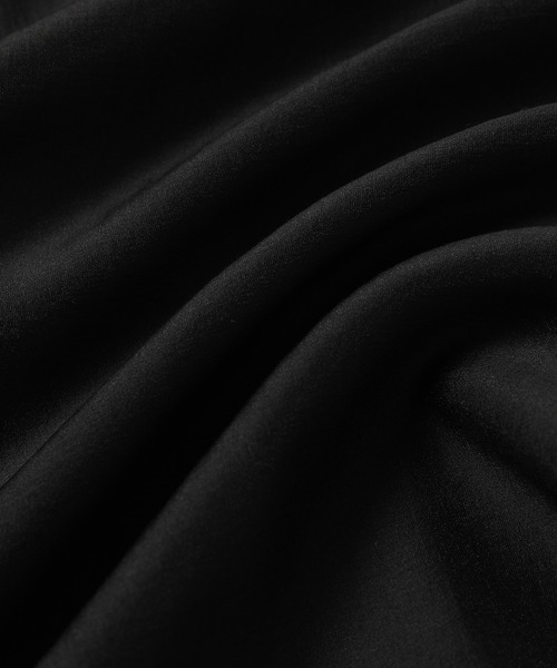 ADAM ET ROPE'(アダムエロペ)の「<洗える>【WEB限定】ブザムシアーシャツ(シャツ/ブラウス・レディース・ブラック/ホワイト/ライトグリーン/ブルー・FREE)」の6枚目の写真