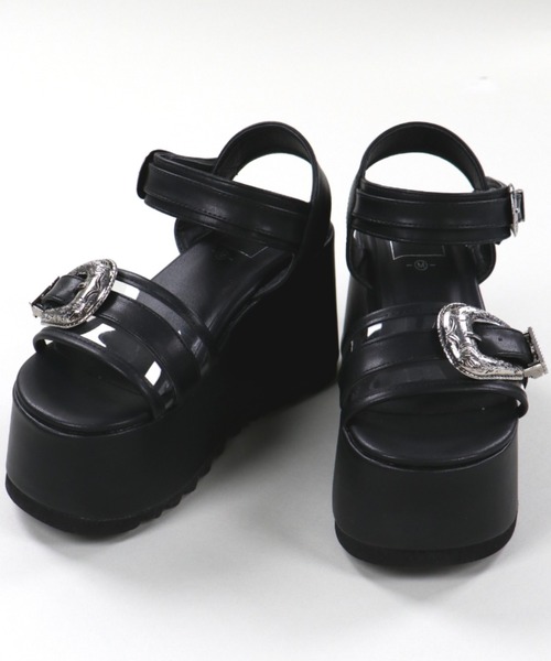 SPINNS（スピンズ）の「ウエスタンバックルベルト厚底サンダル（サンダル・レディース・ブラック/クリア・S/M/L）」の7枚目の写真