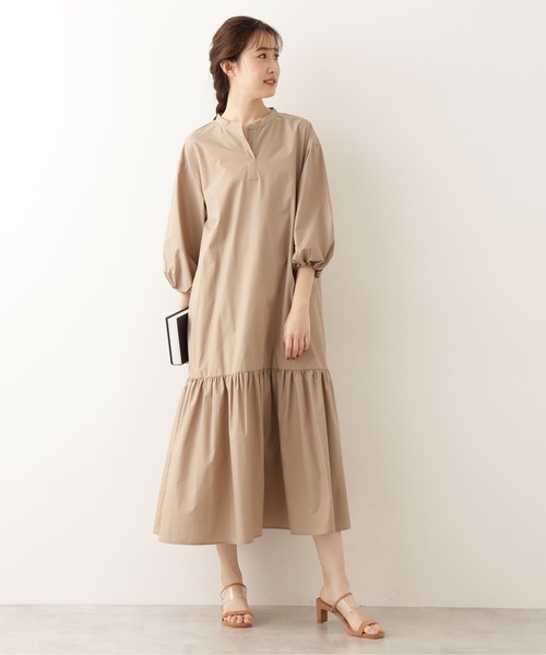 NATURAL BEAUTY BASIC（ナチュラルビューティーベーシック）の「切り替えギャザーシャツワンピース（ワンピース・レディース・ブルー/ベージュ/オフホワイト・MEDIUM）」の13枚目の写真